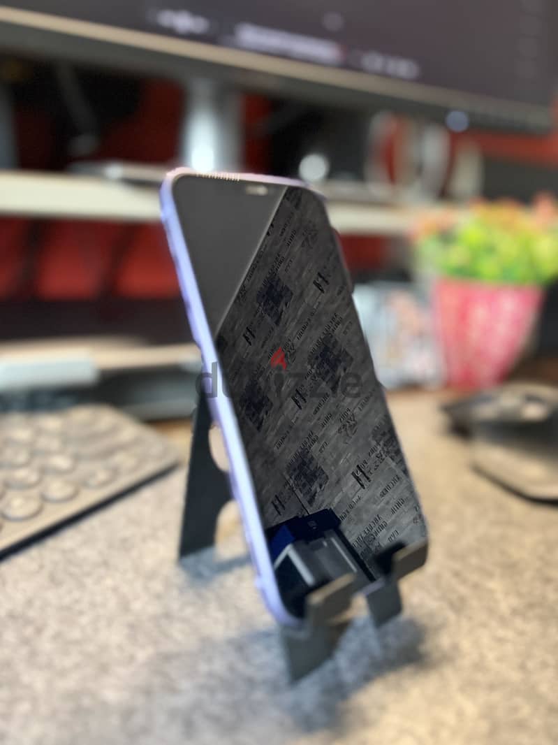 Apple - iPhone 12 - purple 3