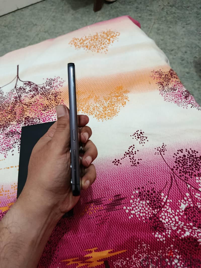 Samsung S23 5
