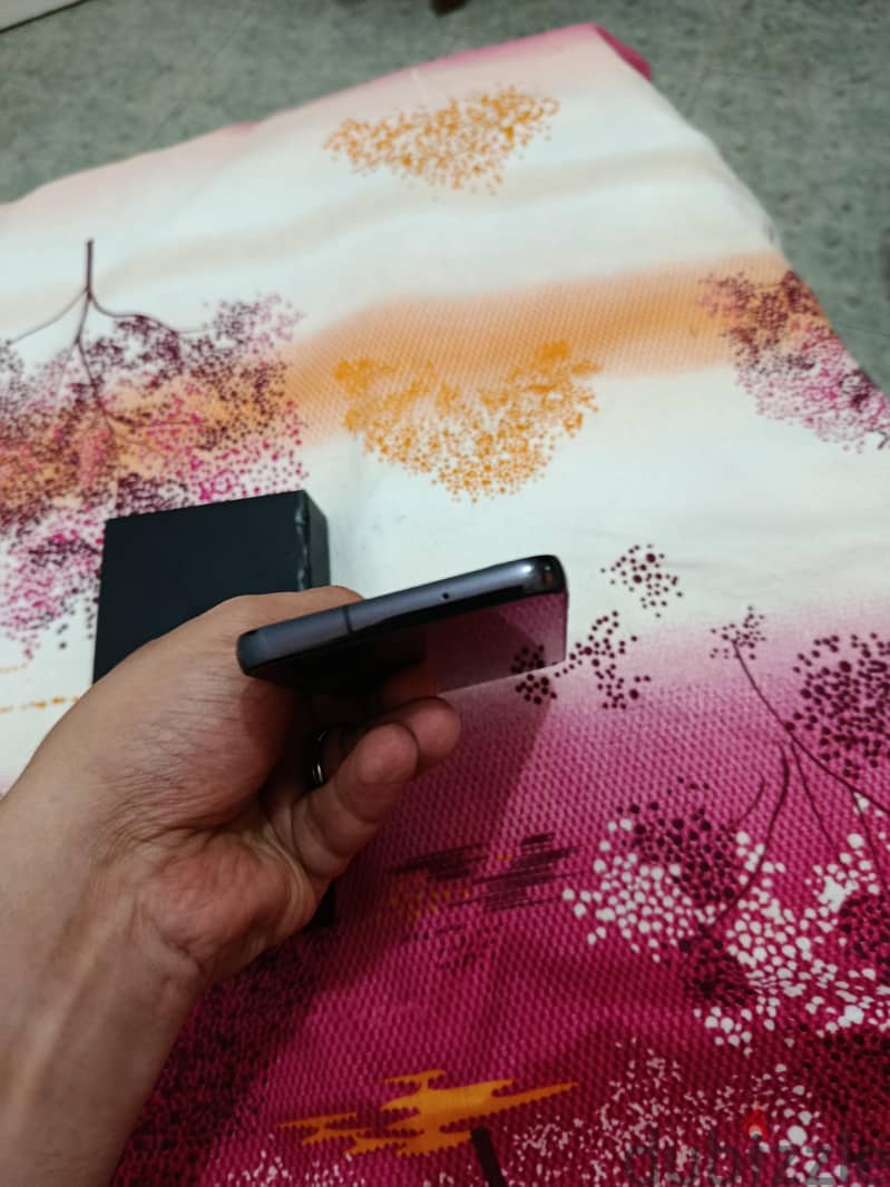 Samsung S23 8