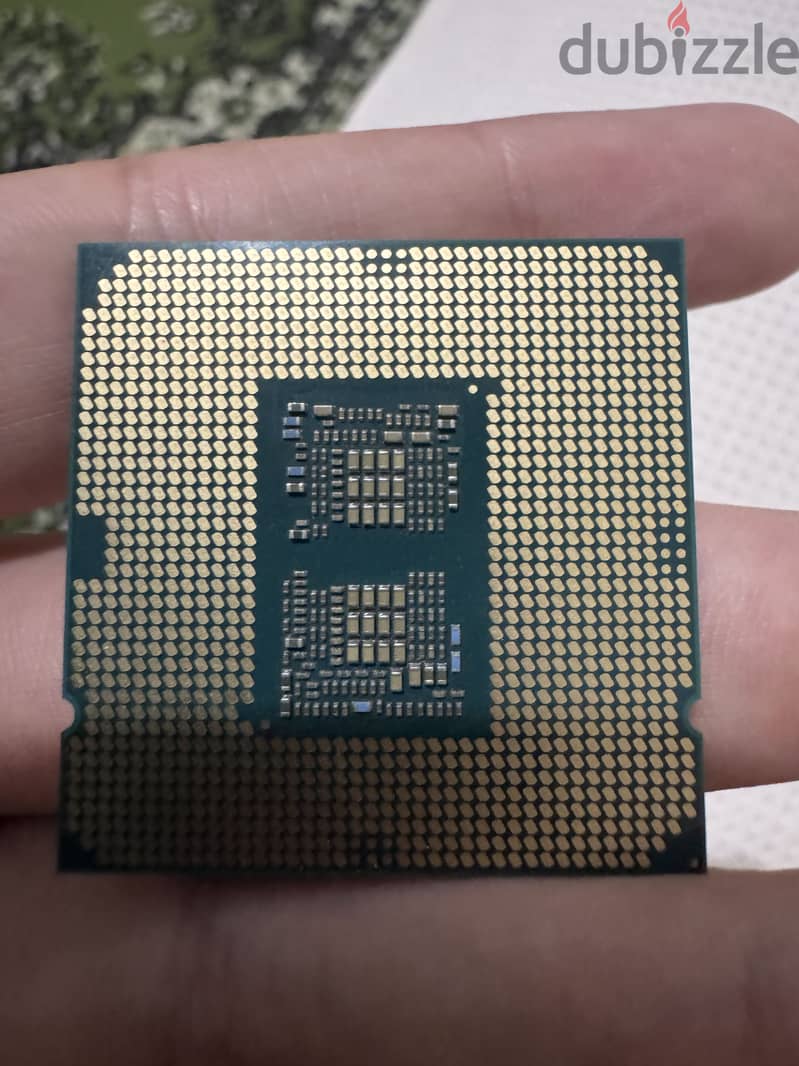 Intel i5 10400F 1