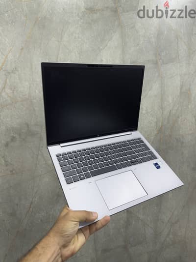Hp zbook Firfly 16 G9