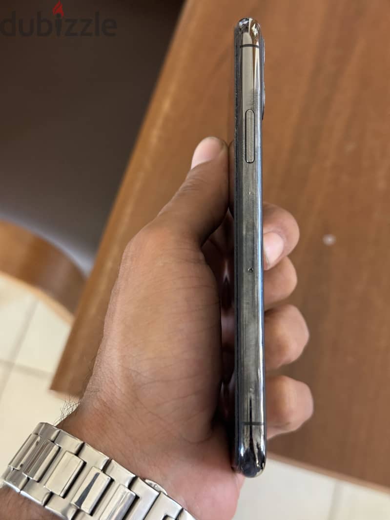 Apple - iPhone 11 Pro 2