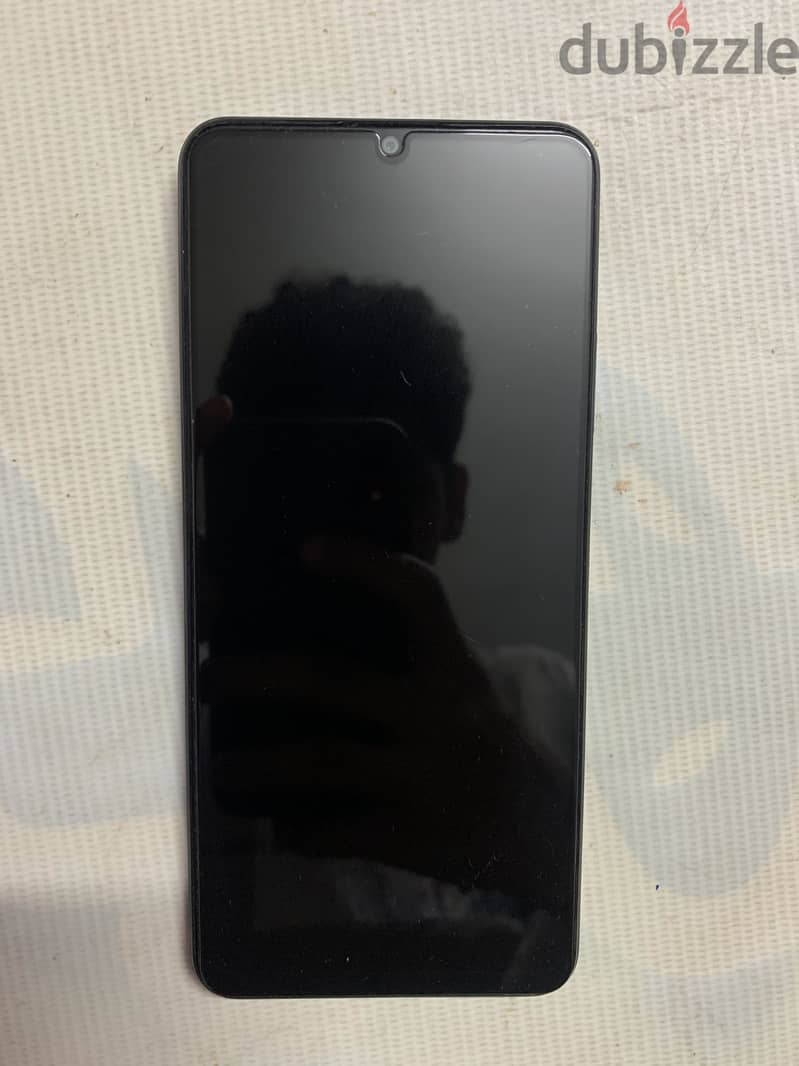 Realme C53 4