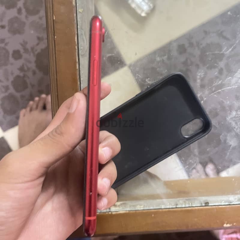 Apple - iPhone XR 1