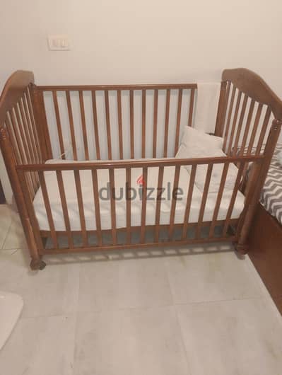 سرير بيبي