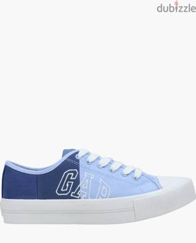 سنيكرز GAP