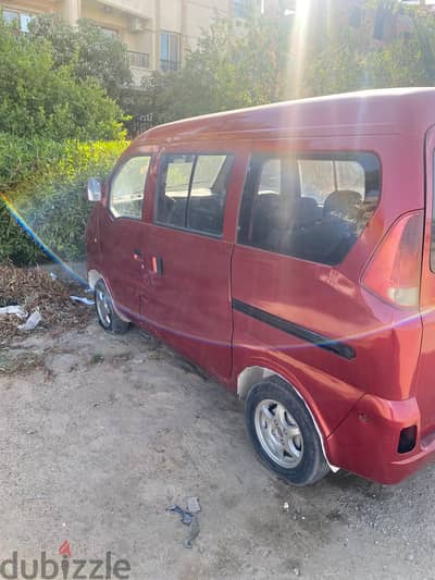 Suzuki Van 2006