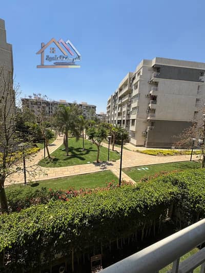 For enthusiasts of distinction, an apartment for rent in my city, 140 meters B12