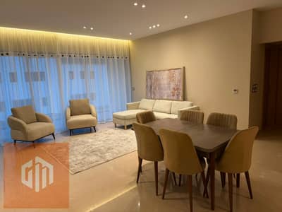 شقة اول سكن للإيجار في كمباوند ليك فيو | مفروشة بالكامل | 2 غرفة نوم