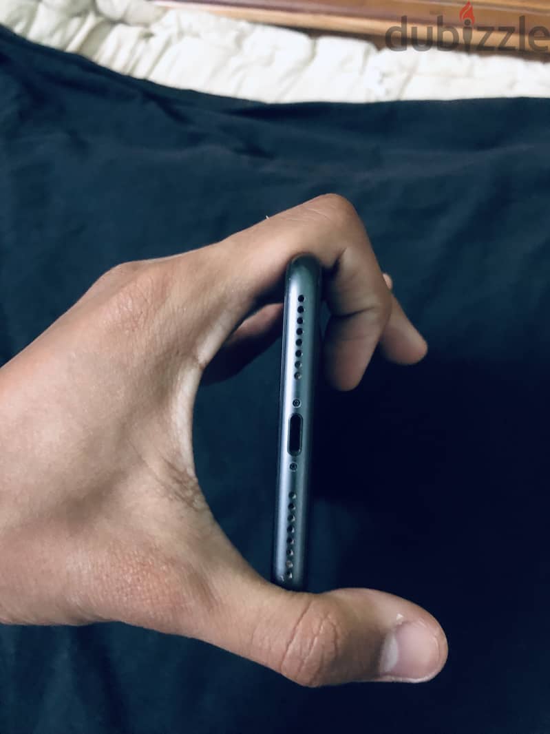 آبل - آيفون 8 بلس 3
