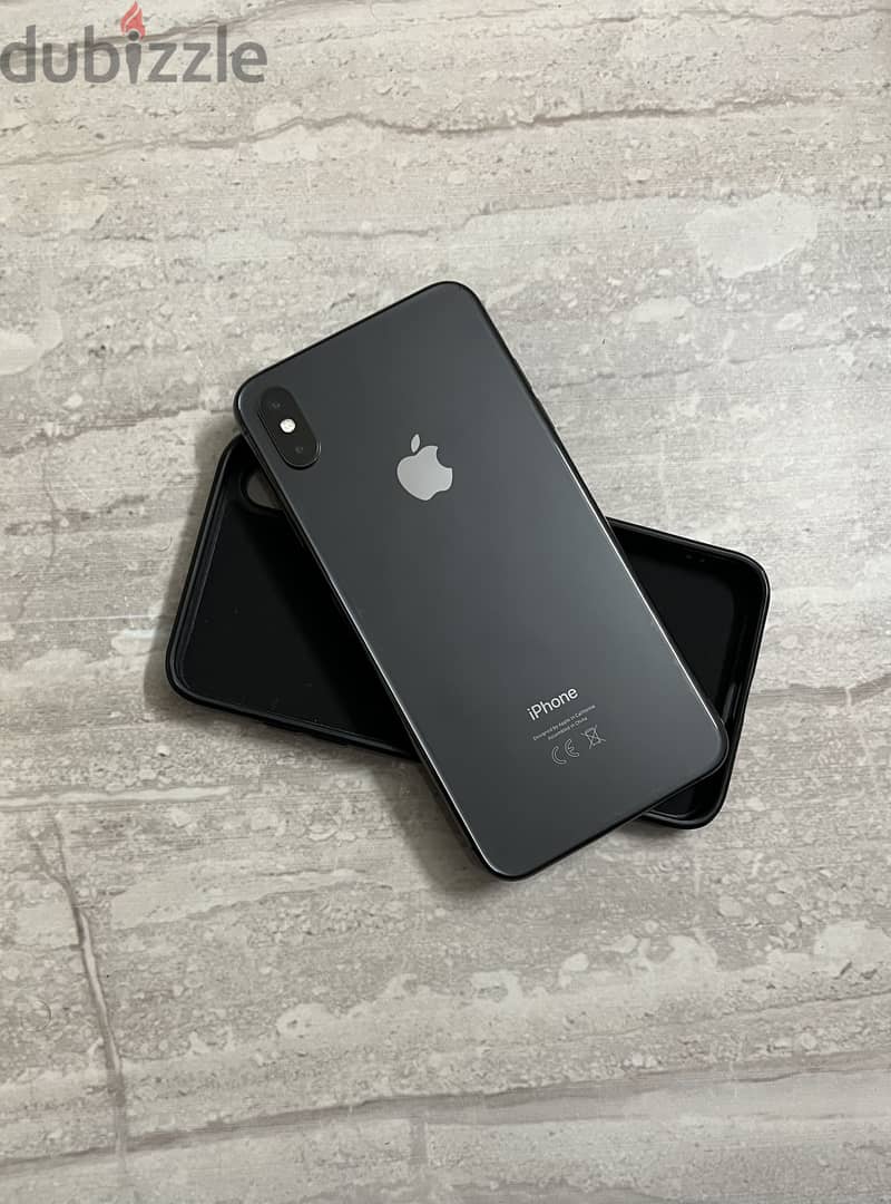 Apple - iPhone XS Max 3