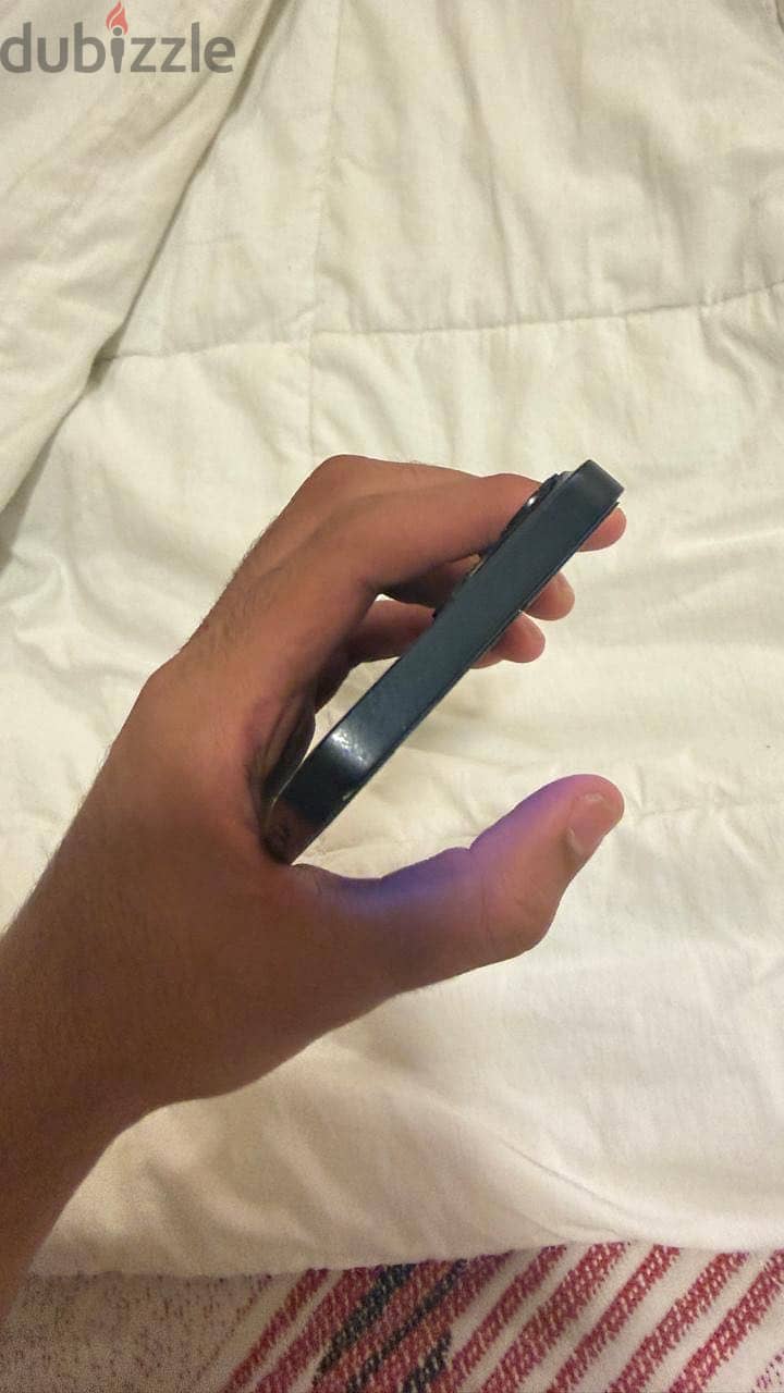 Apple - iPhone 13 4