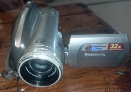 كاميرا الفيديو الرقمية Panasonic VDR-D220