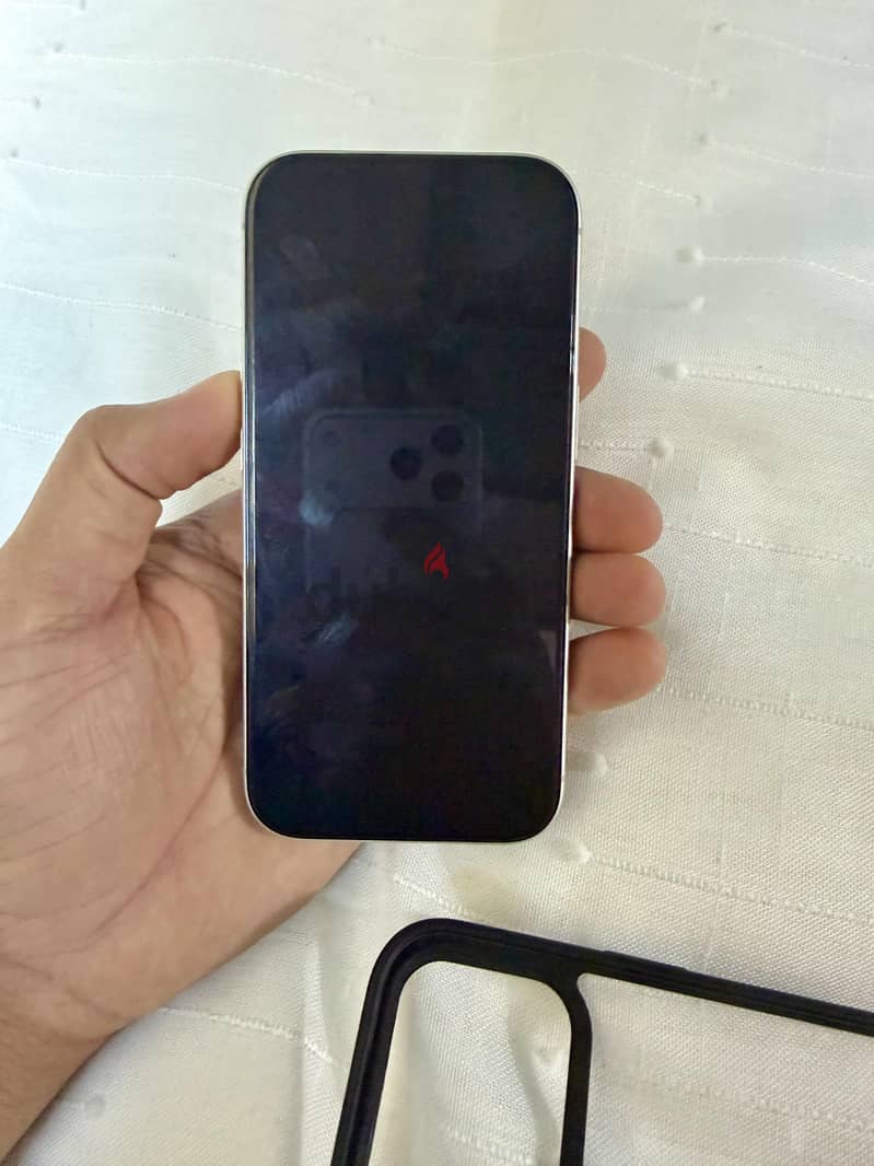 Apple - iPhone 17 Pro 5