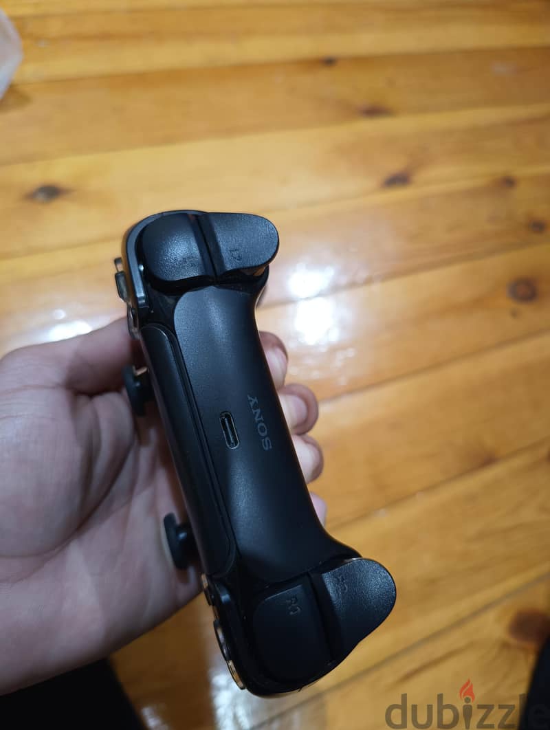 PS5 controller 2