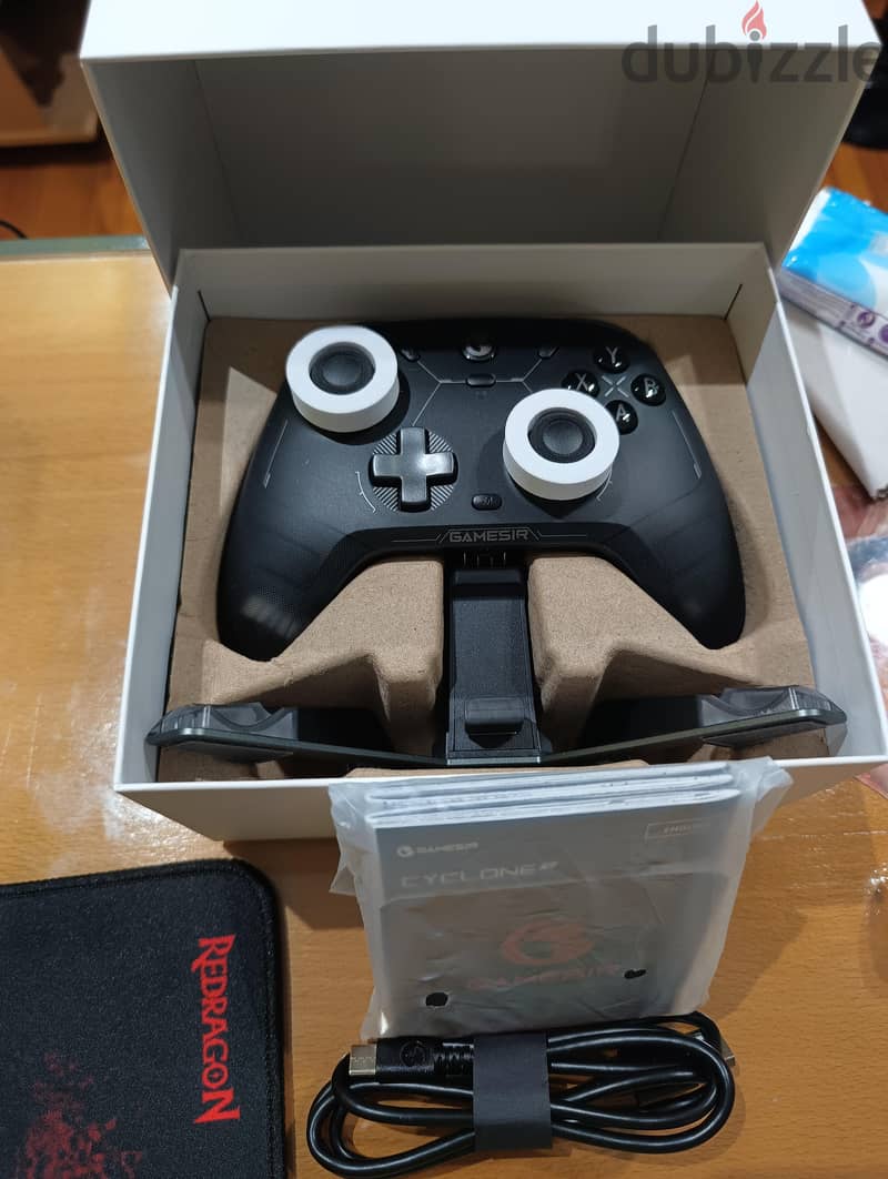 GameSir Cyclone 2 Controller 4