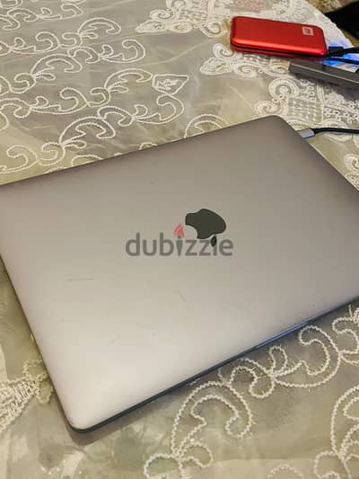MacBook bro 2017