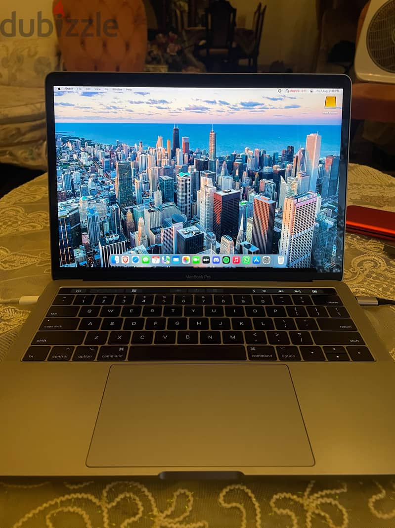 MacBook bro 2017 1