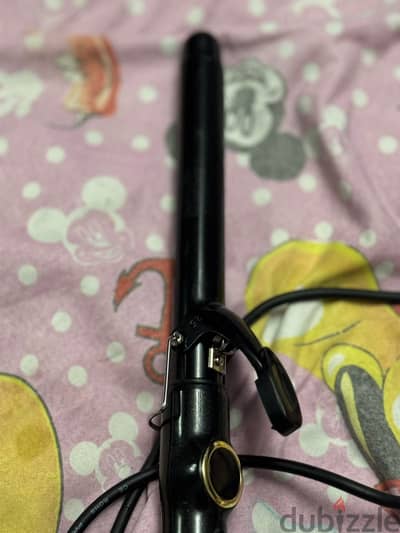 2 hair curlers