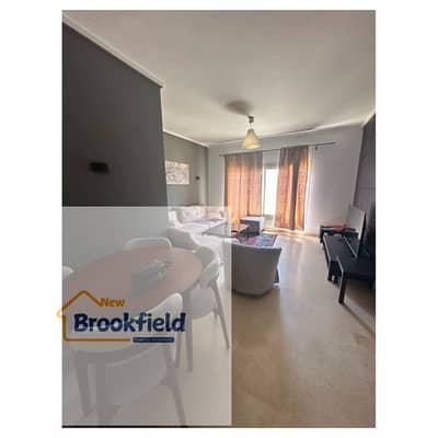 ستوديو للايجار مفروش بالكامل فى كمبوند ذا فيلدج بجوار شارع التسعين والجامعة الامريكيه Fully Furnished Modern Studio for Rent in The Village