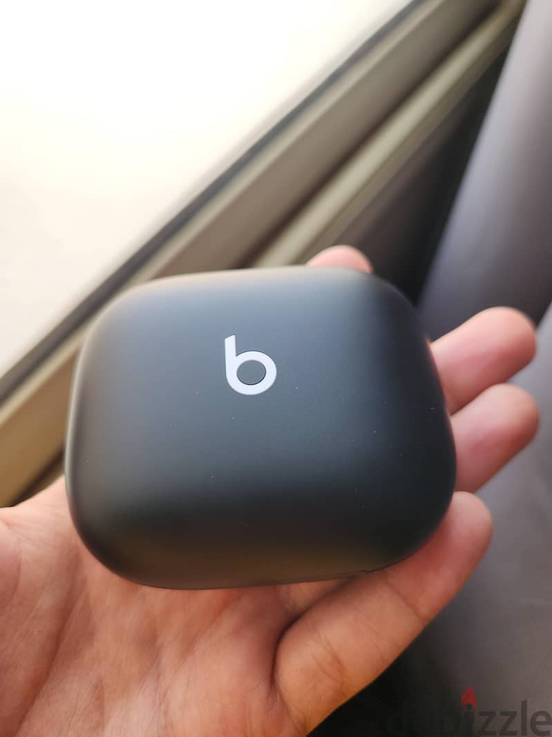 Beats Powerbeats Pro 2 / Like New 3