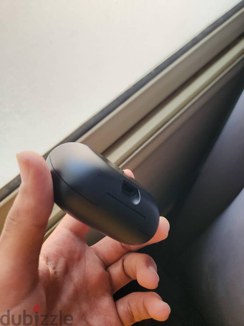 Beats Powerbeats Pro 2 / Like New 5