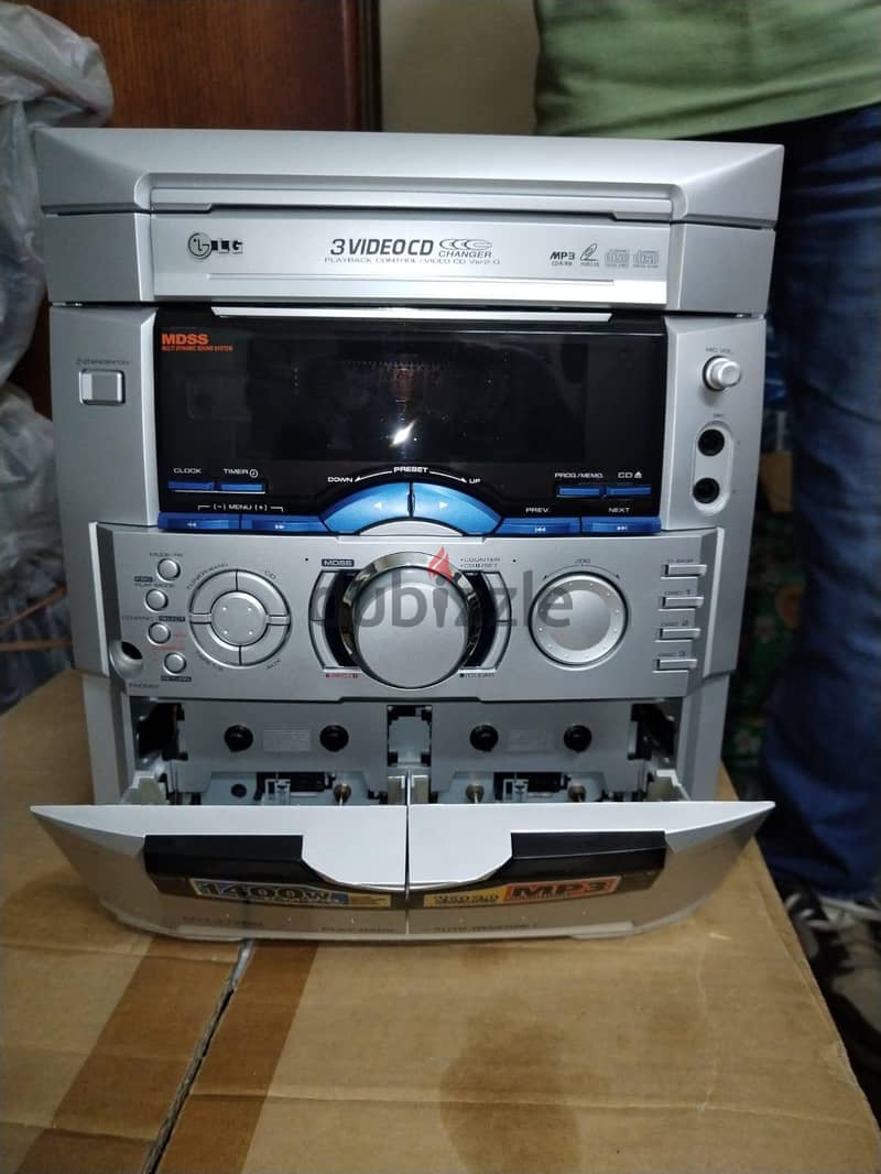 LG Mini Hi-Fi Component System 4