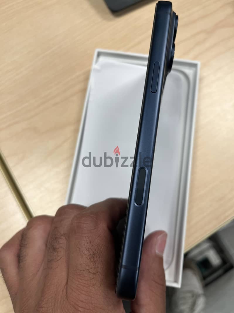Apple - iPhone 17 Pro Max 5