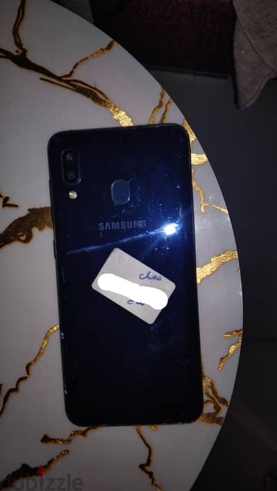 Samsung A20