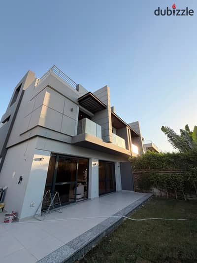 Modern furnished villa for rent in Patio Al Zahraa, Sheikh Zayed. First occupancy, 4 bedrooms, 4 bathrooms, fully equipped, prime location, ready to m