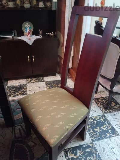 سفرة و٦ كراسي