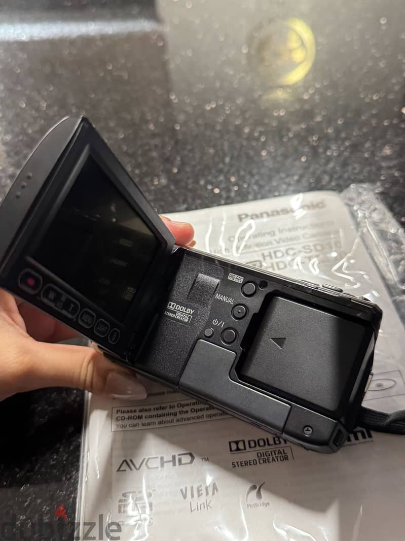 Panasonic HDC-SD10 1