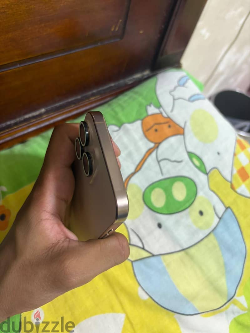 Apple - iPhone 16 Pro Max 5