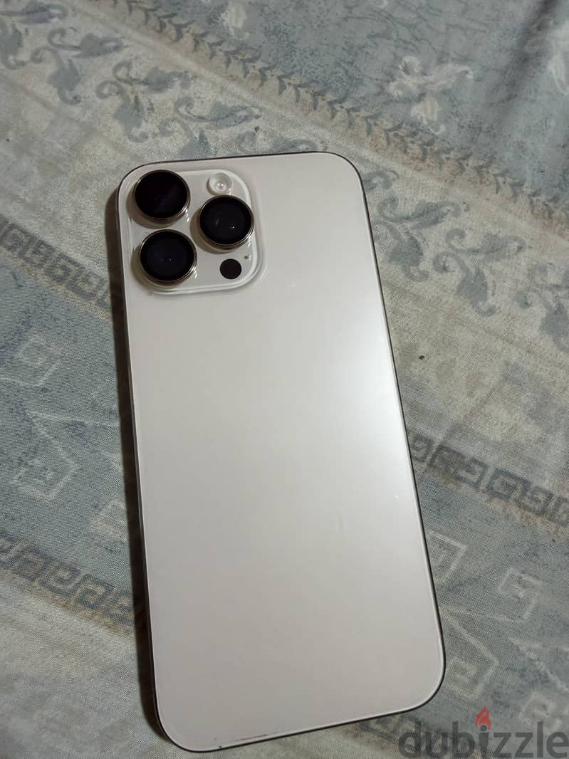 Apple - iPhone 16 Pro Max 1