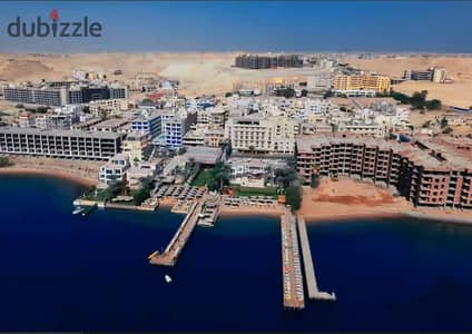 شقة فندقية بإطلالة على البحر للبيع على الممشى السياحي بالغردقة | بجوار ماريوت | تقسيط حتى 4 سنوات
