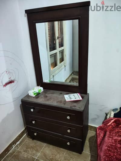معروض للبيع