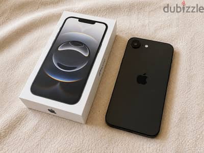 Apple - iPhone 16e/128 GB/حالة الزيرو/ضمان تريدلاين