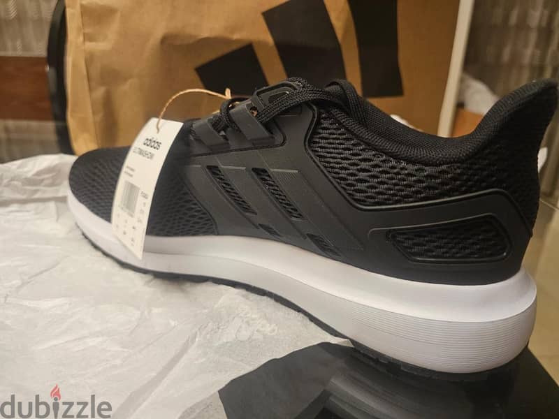 Addidas Sneakrs 6