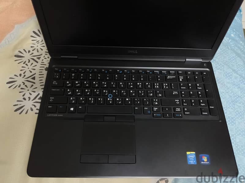 dell latitudee 5550 2