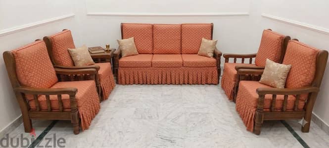 طقم انتريه اسيوطى كنبه و اربع كراسي