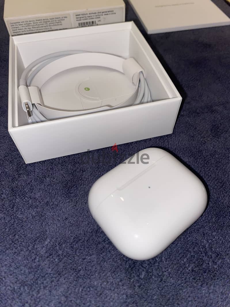 AirPods 3 4