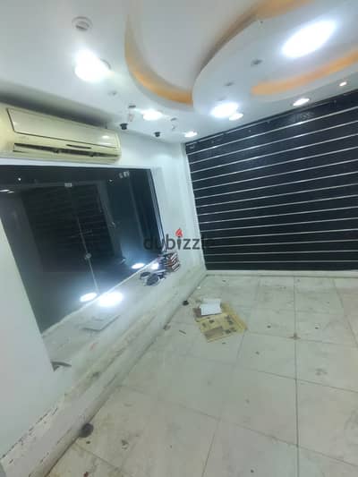 محل للايجار في مدينه نصر شارع حسنين هيكل الرئيسي 16 متر