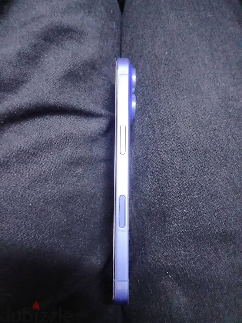 Apple - iPhone 16 4