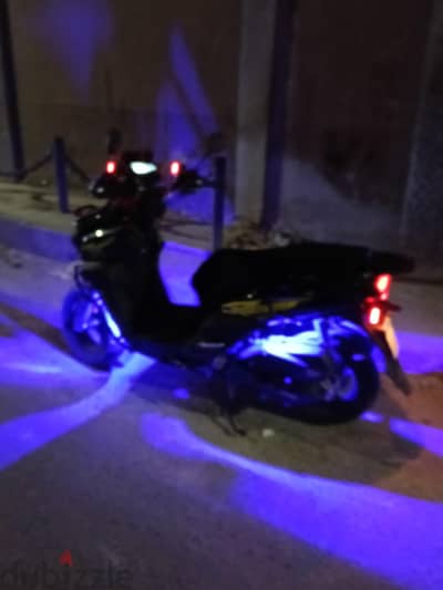 اسكوتر كيواي كيت 150cc ماشي 10000 كيلو قابل للزيادة  الفبر سليم