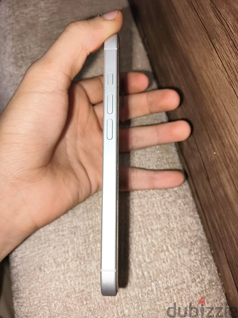 Apple - iPhone 17 2