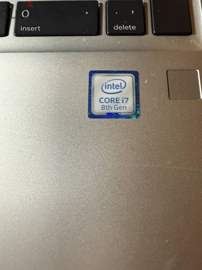 Hp laptop intel corei7  8th Gen 1