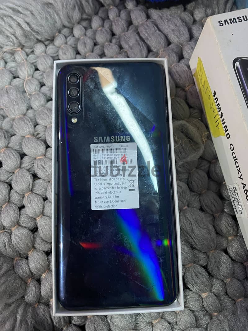 Samsung A50 1