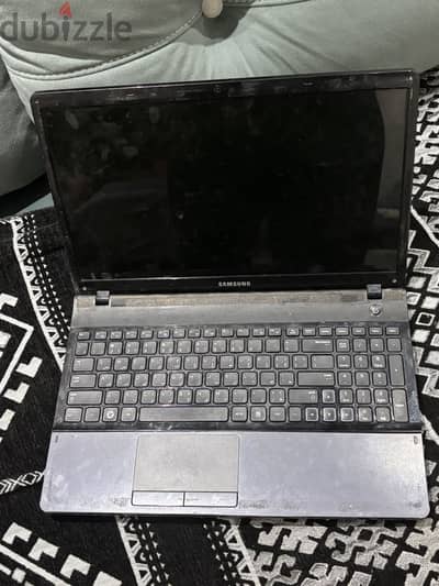 Samsung NP300E5Z