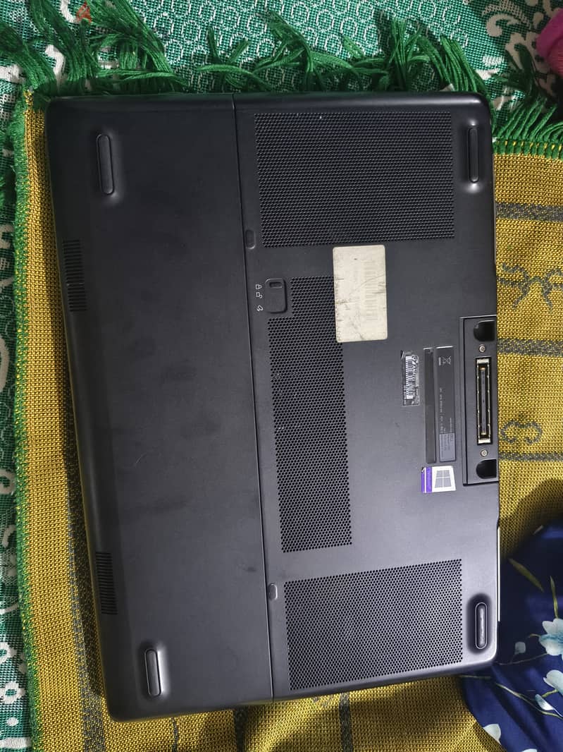 Dell 7520 2