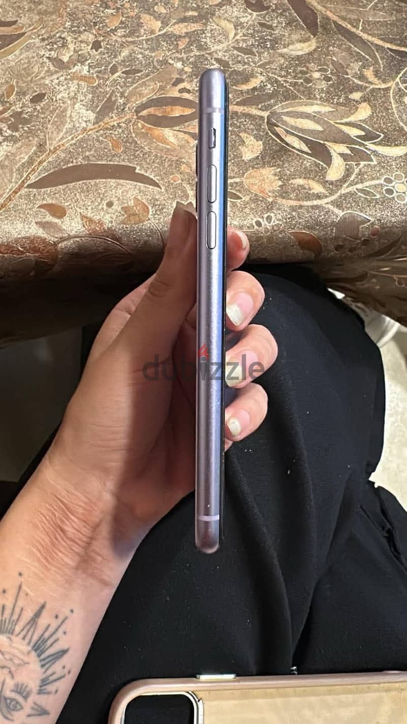 Apple - iPhone 11 2
